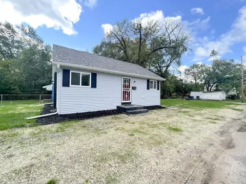 1300 Marshall Pl, Gary, IN 46404 photo 1
