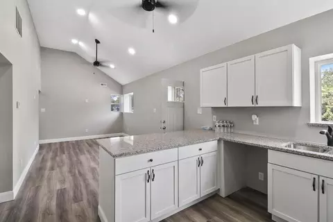 1300 Marshall Pl, Gary, IN 46404 photo 3