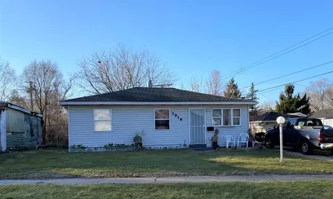 1916 Williams St, Gary, IN 46404 photo 1