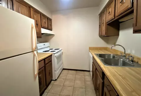 9726 5th St #2E, Highland, IN 46322 photo 2