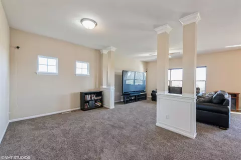10287 Rolling Meadows Ln, Dyer, IN 46311 photo 8