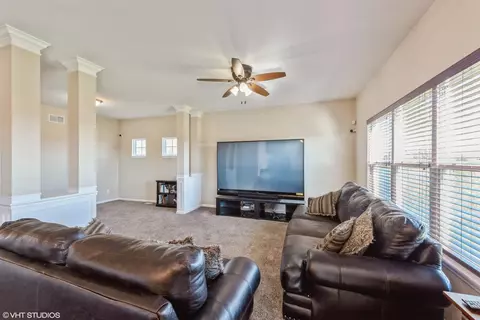 10287 Rolling Meadows Ln, Dyer, IN 46311 photo 3