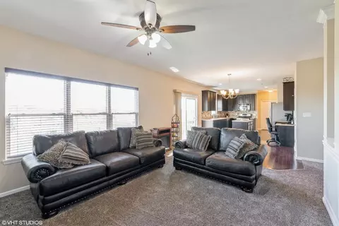 10287 Rolling Meadows Ln, Dyer, IN 46311 photo 4