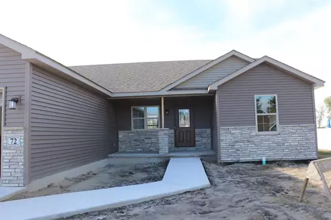 72 S Meadow Ln, Wheatfield, IN 46392 photo 2