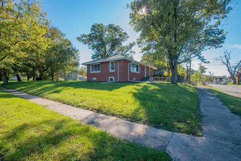 4501 Pierce St, Gary, IN 46408 photo 3