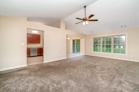 820 Veterans Ln, Crown Point, IN 46307 photo 9