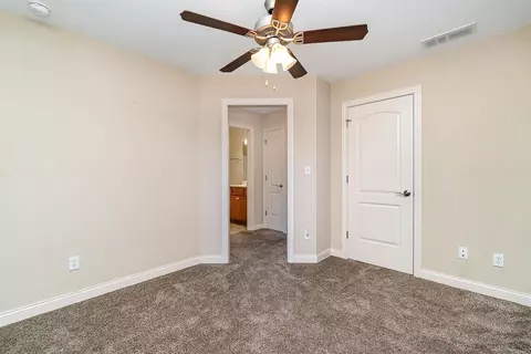 820 Veterans Ln, Crown Point, IN 46307 photo 5