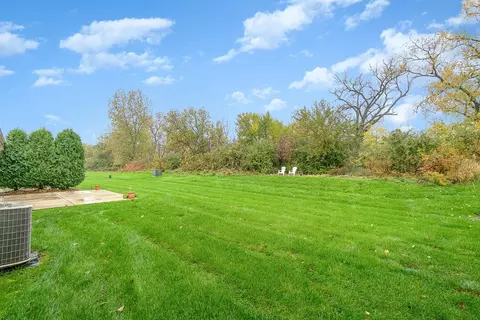 820 Veterans Ln, Crown Point, IN 46307 photo 19