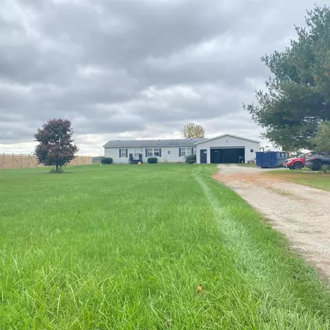 1842 E 150, La Porte, IN 46350 photo 3