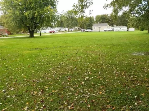 1835 S Colfax St, Griffith, IN 46319 photo 23
