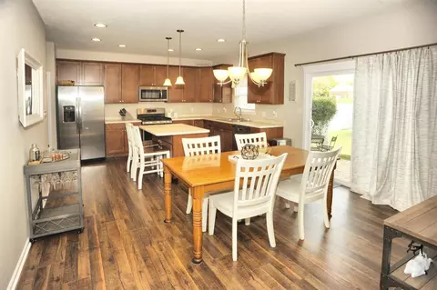 2381 Murray St, Chesterton, IN 46304 photo 7