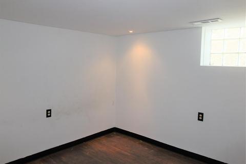 1542 Hoffman, Hammond, IN 46327 photo 9