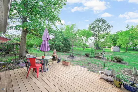 1902 E 975, Wheatfield, IN 46392 photo 18