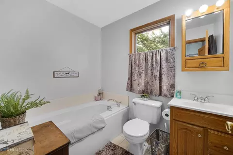 1902 E 975, Wheatfield, IN 46392 photo 12
