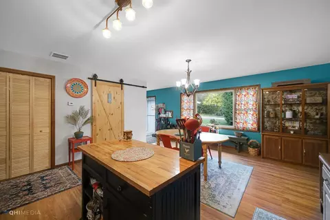 1902 E 975, Wheatfield, IN 46392 photo 6
