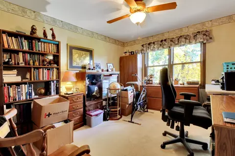 8553 Clark Pl, Crown Point, IN 46307 photo 15