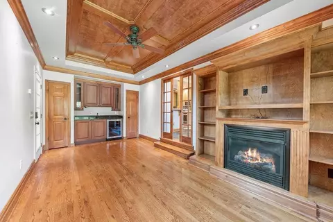 8205 Baring Ave, Munster, IN 46321 photo 15