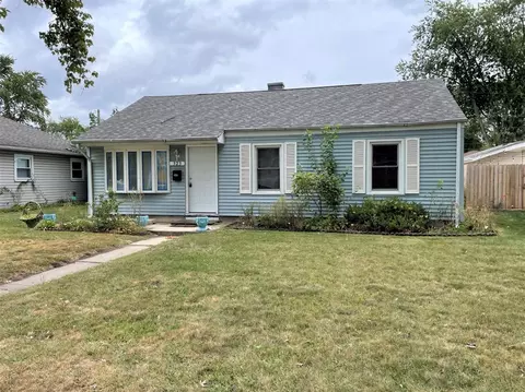 323 N Wiggs St, Griffith, IN 46319 photo 1