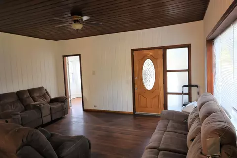 3639 E 12th Pl, Gary, IN 46403 photo 5
