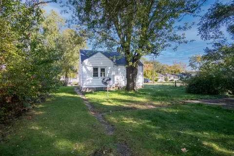 833 E 35th Pl, Gary, IN 46409 photo 6