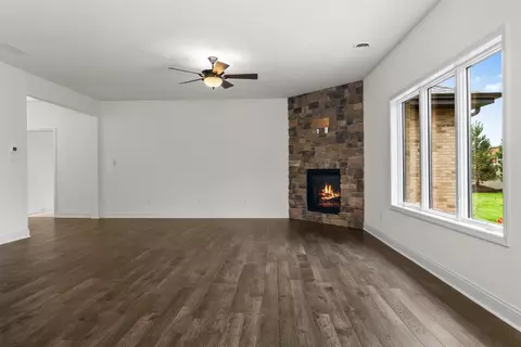 8354 Shell Dr, Saint John, IN 46373 photo 10