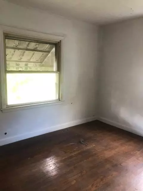 3685 Buchanan St, Gary, IN 46408 photo 4