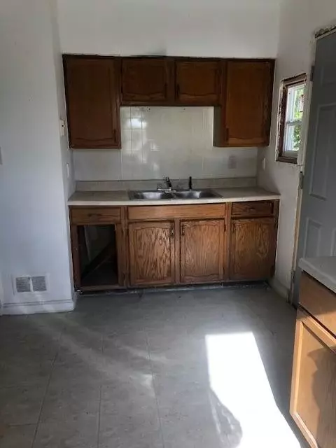 3685 Buchanan St, Gary, IN 46408 photo 3