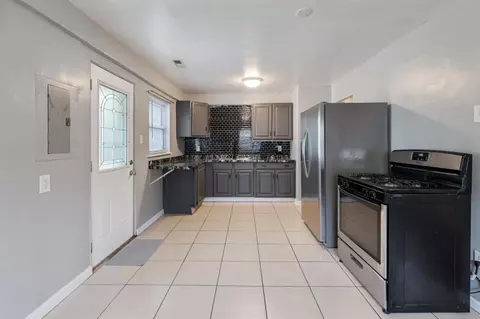 7919 Bertram Ave, Hammond, IN 46324 photo 9