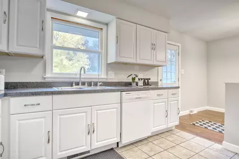 8021 Rhode Ct, Dyer, IN 46311 photo 3