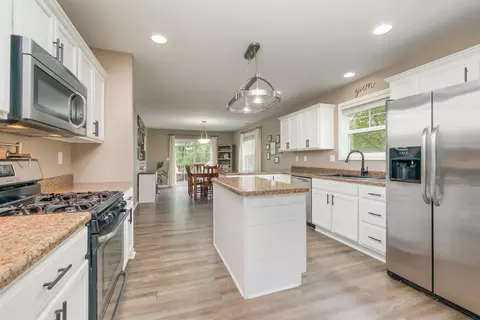 450 Andover Dr, Valparaiso, IN 46385 photo 7