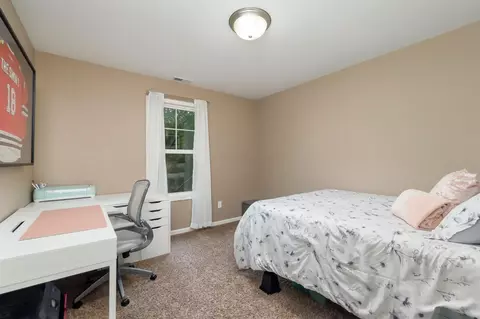 450 Andover Dr, Valparaiso, IN 46385 photo 15