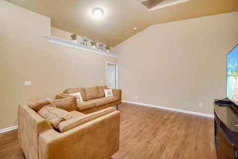 11205 Pike Pl, Crown Point, IN 46307 photo 10