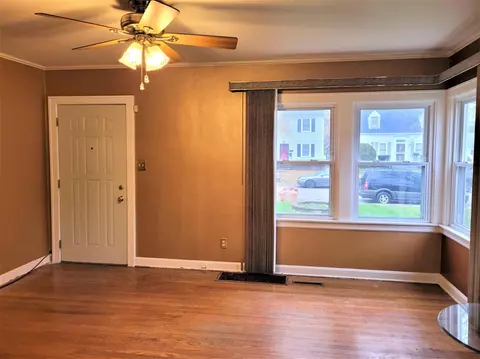 4807 Monroe St, Gary, IN 46408 photo 3