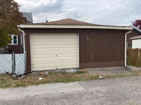 1329 Davis Ave, Whiting, IN 46394 photo 34