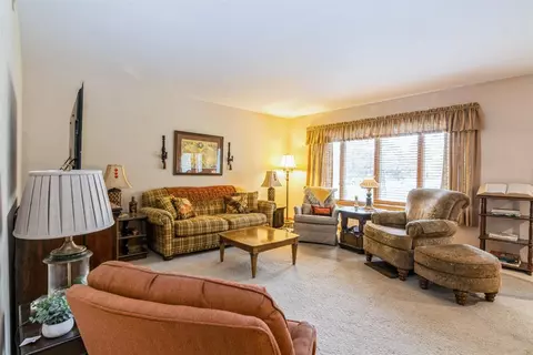 639 Heather Ct, Griffith, IN 46319 photo 9