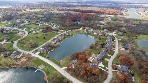 746 Cirque Dr, Crown Point, IN 46307 photo 18