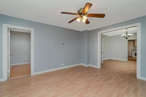 1446 John St, Whiting, IN 46394 photo 3
