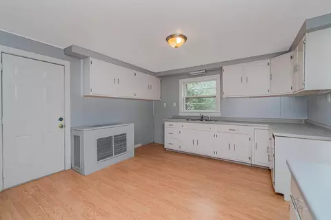 1446 John St, Whiting, IN 46394 photo 10