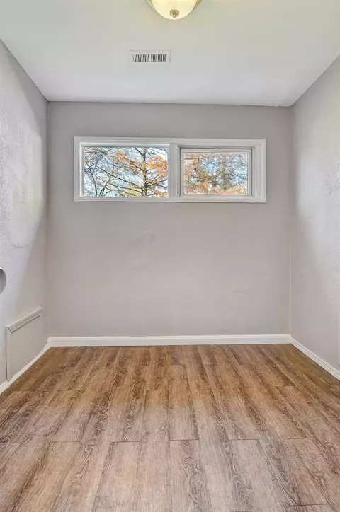 2140 Whitcomb St, Gary, IN 46404 photo 8