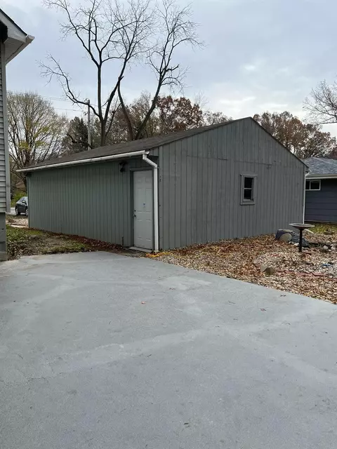 670 S 23rd St, Porter, IN 46304 photo 34