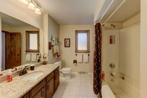 519 Cedar Ct, Munster, IN 46321 photo 17