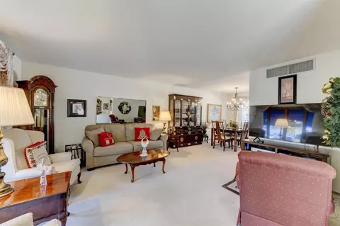 519 Cedar Ct, Munster, IN 46321 photo 4