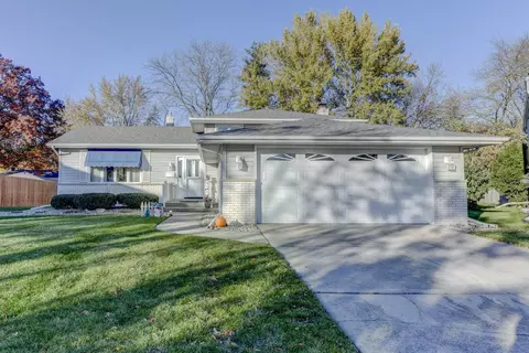 519 Cedar Ct, Munster, IN 46321 photo 1