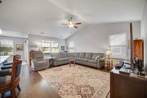 10338 Red Rock Pl, Dyer, IN 46311 photo 3