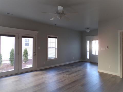 107 Summertree Dr, Porter, IN 46304 photo 2