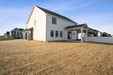 10045 White Jasmine Dr, Saint John, IN 46373 photo 10