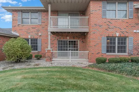 540 Cambridge Ct #1A, Munster, IN 46321 photo 22