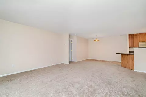 540 Cambridge Ct #1A, Munster, IN 46321 photo 4