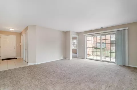 540 Cambridge Ct #1A, Munster, IN 46321 photo 3