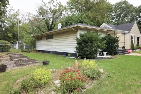 3977 Johnson St, Gary, IN 46408 photo 2